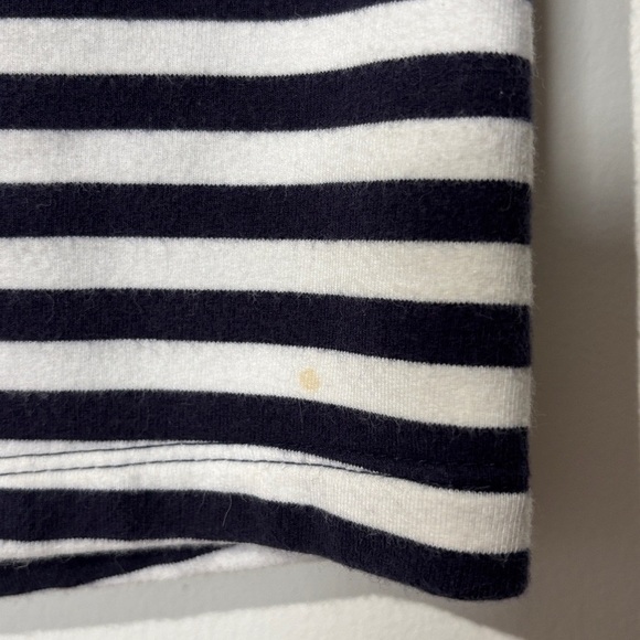 🎉4/30$🎉 Tommy Hilfiger XS STAIN Navy and White Striped Skirt - Picture 5 of 8